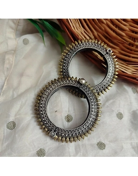 RAJNANDINI tow tone Bangle Pair
