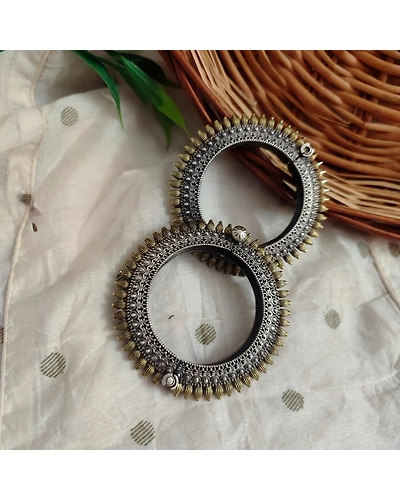 RAJNANDINI tow tone Bangle Pair-2