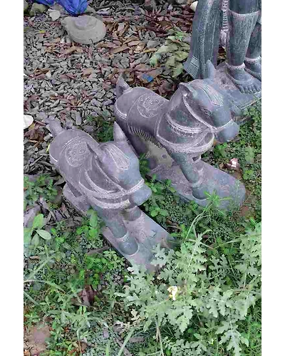 Small Horse statues-2