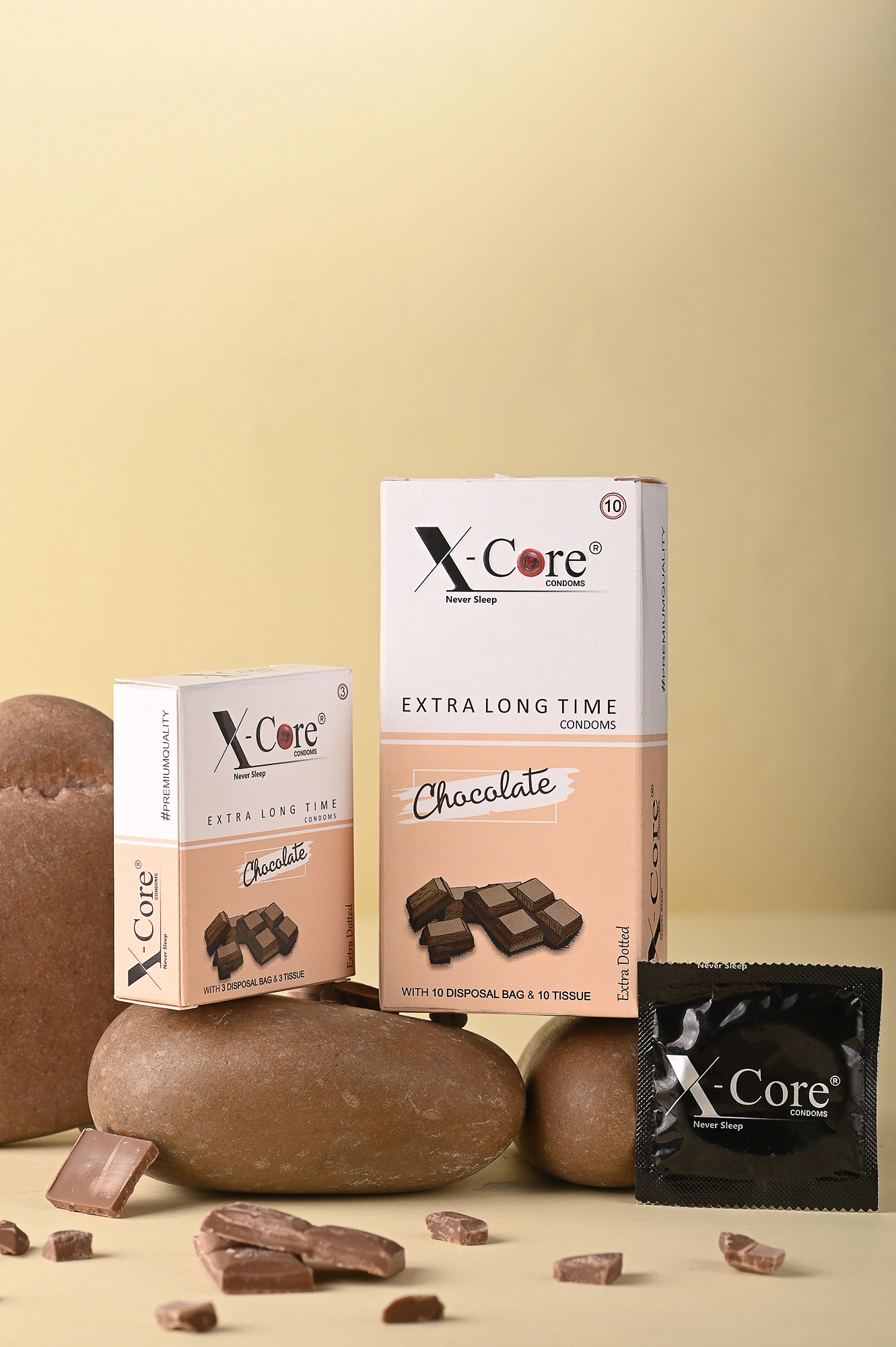 X-Core Condoms Chocolate Flavoured With Tissues and Disposal Bags 3 Units-1