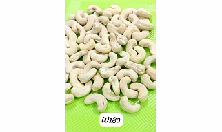 Cashew kernels WW180
