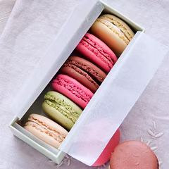 Macaron Box