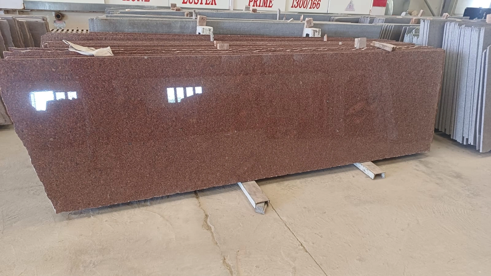 KHARDA RED GRANITE-12527034