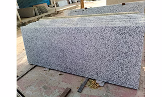 PWHITE GRANITE