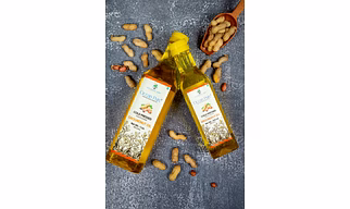 cold pressed groundnut oil / peanut oil