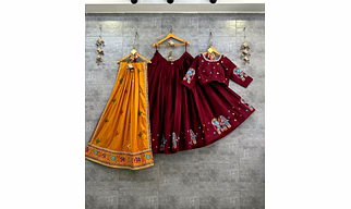 TRADITIONAL LAHENGA CHOLI DS