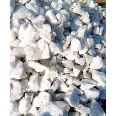 SNOW WHITE QUARTZ LUMPS