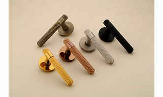 PREMIUM BRASS LEVER HANDLE  MODEL NO.1023
