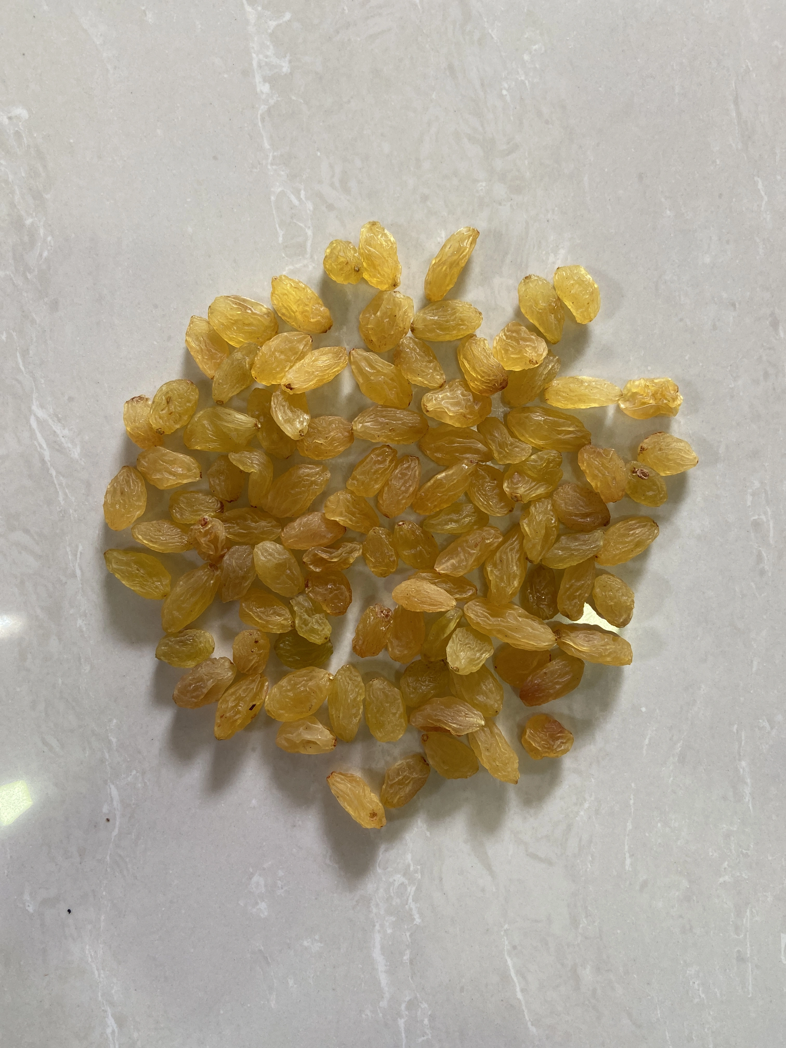 GOLDEN RAISINS (1st Quality) AAA-12536660