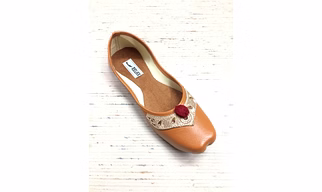 Ladies Jutti Mojari