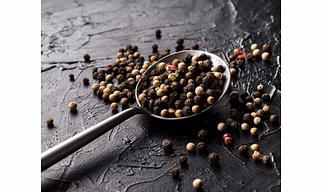 Akshatha Organic Whole Black Pepper
