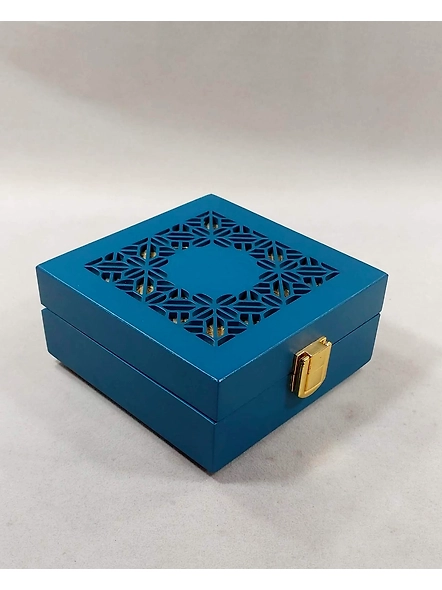 SHAKTI Tradition Perfumery Gift Box-1