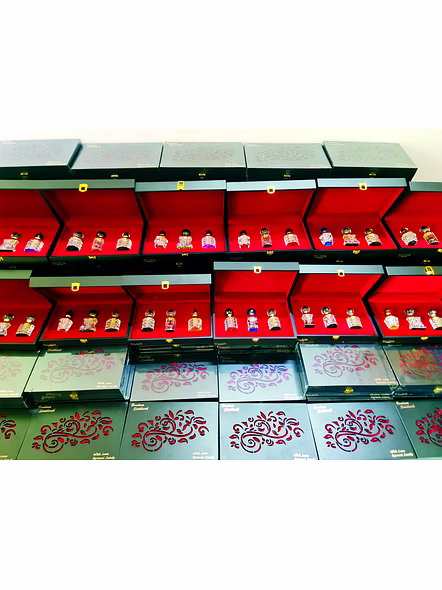 Multiple Perfumes Box Size M-73 12 X 15 X 5 inch