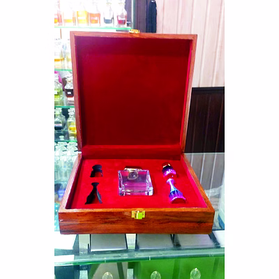 shakti sandalwood oil distillers multiple perfumes box size w-100 11 x 11 x 2 inch