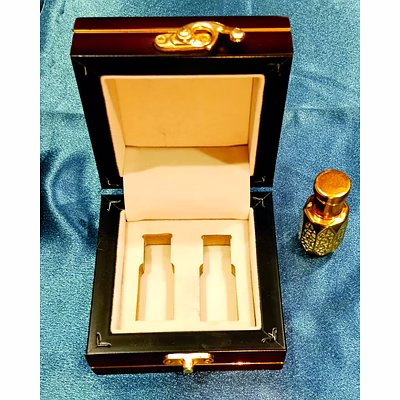shakti sandalwood oil distillers multiple perfumes box size m-117 4 x 4 x 1.5 inch