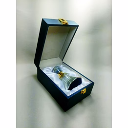 shakti sandalwood oil distillers solo perfumes box size m-23 6 x 4 x 2.5 inch