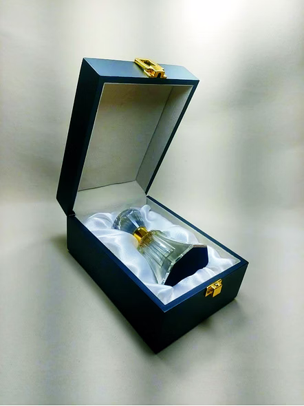 Solo Perfumes Box Size M-23 6 X 4 X 2.5 inch