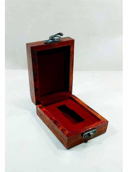 Solo Perfumes Box Size W-45 3 X 4 X 1.5 inch