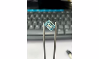 Emerald cut fancy blue IGI LAB DIAMOND