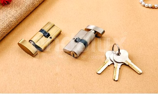 Cylinder Knob