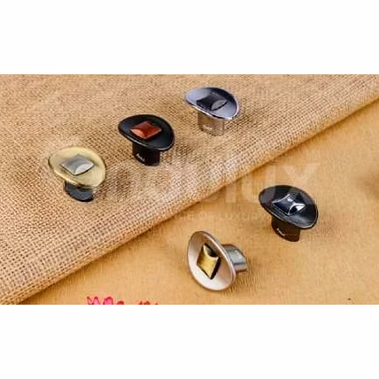 Knob-4