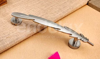 Main Door Handle