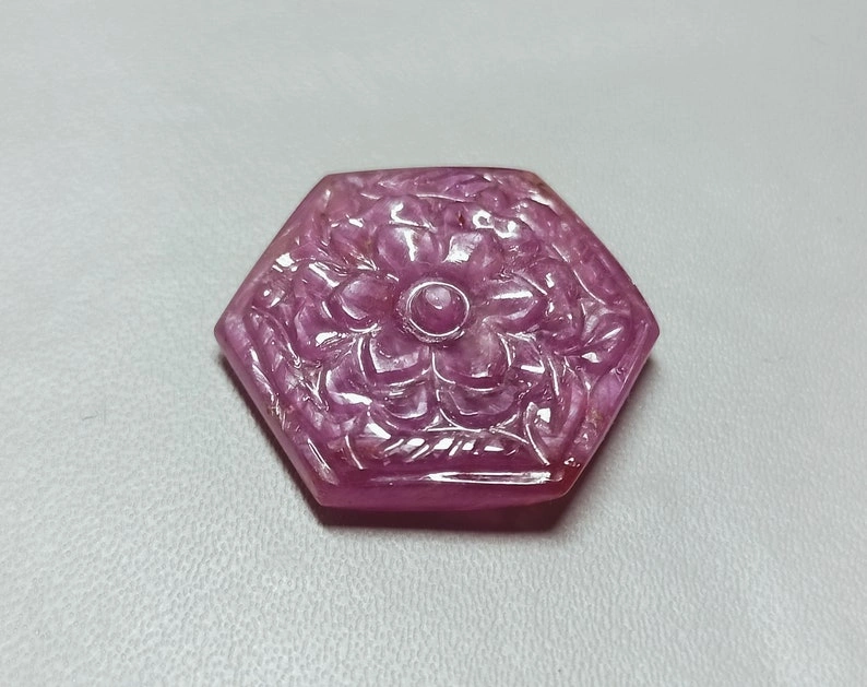 Natural Ruby Gemstone, Ruby Carving, Carved Ruby Gemstone, Loose Gemstone, Jewelry Making Stone, Pendant Jewelry 24.65 crt. S-643-1