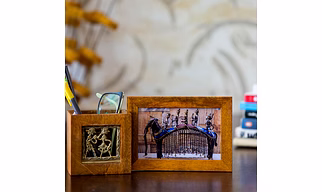 Pen Stand With Photo Frame