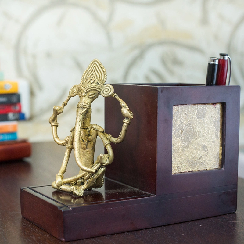 Ganpati Pen Stand Mango Wood-3