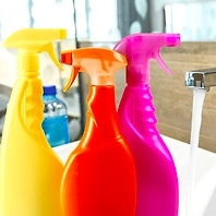 Cleaning Liquids & Wipes