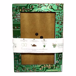 eco-friendly | e-waste circuit & plastic (mlp - multi layer plastic) recycled | photo frame | small | 3" x5"