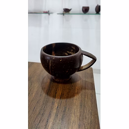 upcycled coconut shell cofee cup | shell handle