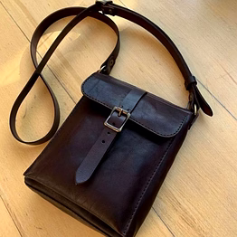 merahaat crossbody bag