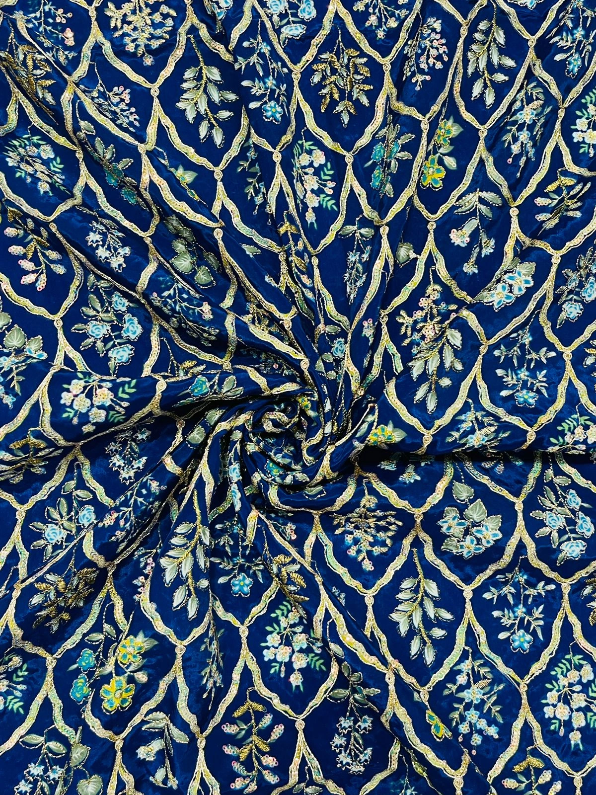 100% Viscose Natural Crepe Embroidery position print fabric-1