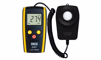 DIGITAL LUX METER WITH FLEXIBLE SENSOR (MODEL : 930T)