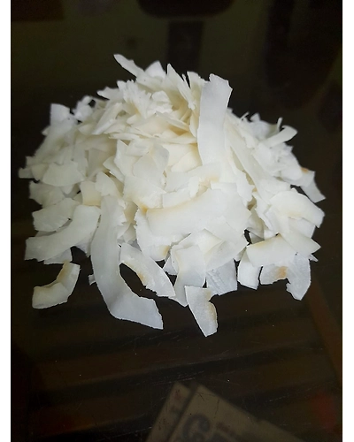 Coconut chips-12654597