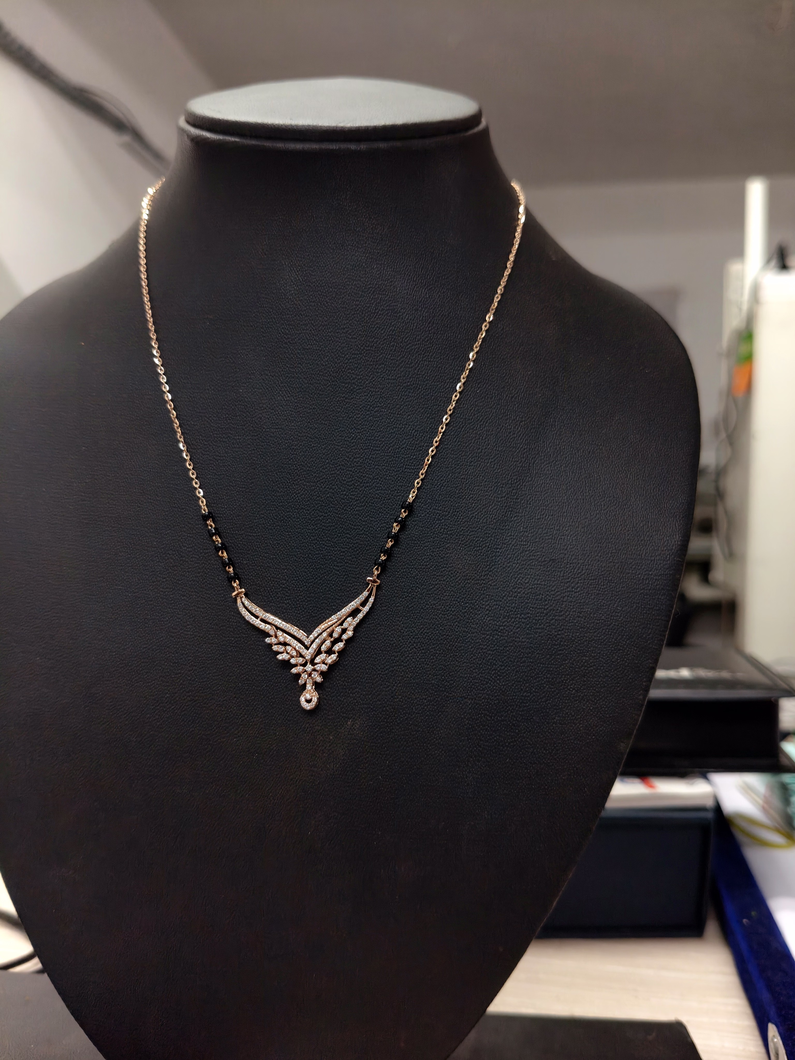 Real Daimond chain necklace image 2
