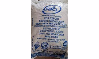 CAUSTIC SODA FLAKES ( NaOH )