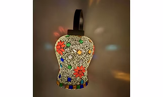 wall lamp adorned with delicate flowers and petals (A2001)