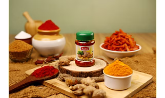 Ambe Halad Pickle 200g Jar Rudra