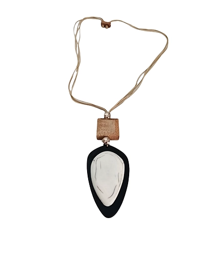 LONG RESIN WOODEN NECKLACES-12639752
