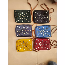 small pouches and mobile pouches