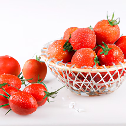 Fresh Organic Tomatoes-2